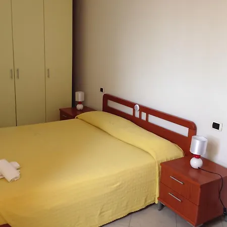 Yellow Hotel apartamentowy Rimini