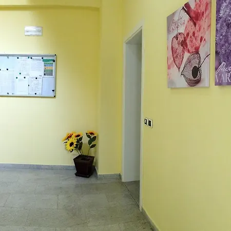 Yellow Апарт-отель 3*