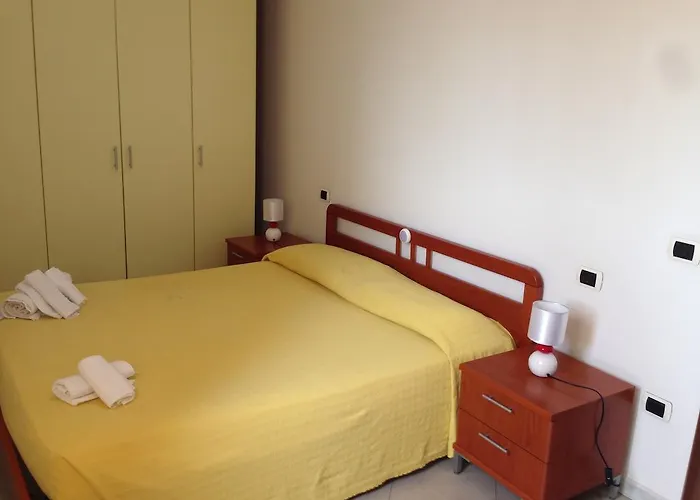 Yellow Apartmanhotel Rimini